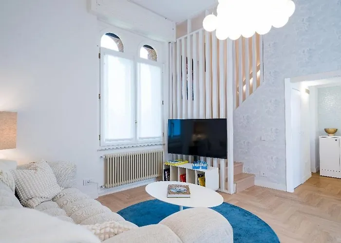 Gaeta Penthouse 아파트 Nobiallo